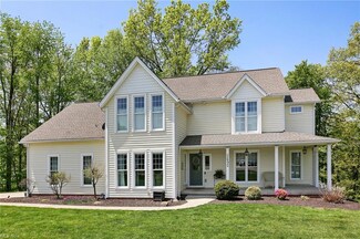 2692 Pitcher Plant Ct, Uniontown, OH 44685