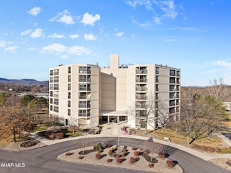 415 Parkview Ln Unit 106, Altoona, PA 16601
