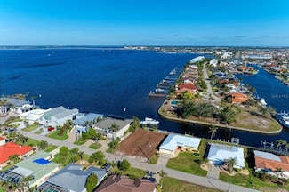 2181 Palm Tree Dr, Punta Gorda, FL 33950
