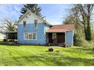 325 Morton Rd, Oregon City, OR 97045