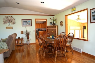 E4913 Jones Rd, Spring Green, WI 53588