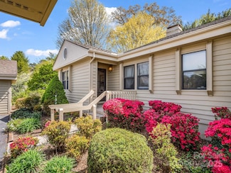 3101 Saint Augustine Place, Asheville, NC 28805