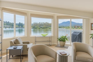 160 Seminary Dr Unit 2C, Mill Valley, CA 94941