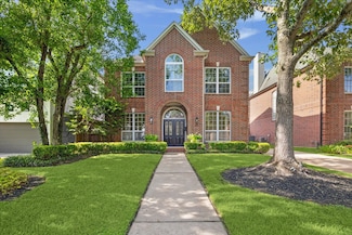 4914 Laurel St, Bellaire, TX 77401