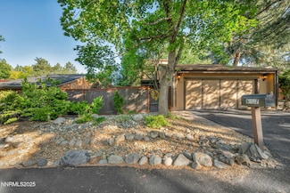 6437 Meadow Valley Ln, Reno, NV 89519