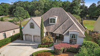 403 Prestwick Dr, Dothan, AL 36305