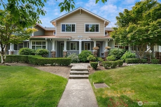7601 Fairway Ave SE Unit 802, Snoqualmie, WA 98065