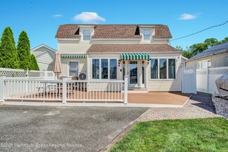 220 18th Ave, Belmar, NJ 07719