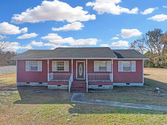 2555 Mount Olive Rd, Loris, SC 29569