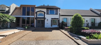 5141 Del Monte Dr, Houston, TX 77056