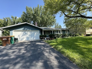 8600 49th Ave N, New Hope, MN 55428