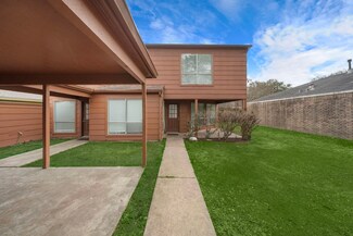 12418 Sungate Ln, Houston, TX 77071