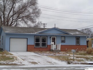 315 N 9th St, Plattsmouth, NE 68048