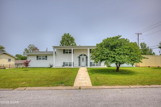 2521 Wisconsin Ave, Joplin, MO 64804