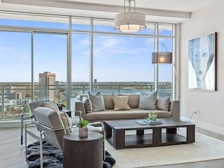 2001 Lincoln St Unit 1822, Denver, CO 80202