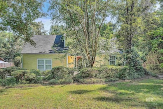 125 Volanta Ave, Fairhope, AL 36532