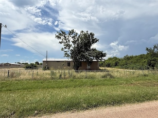 3304 Hidalgo Rd, Waxahachie, TX 75167