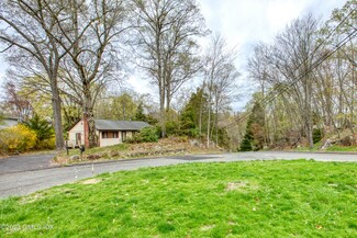 62 Sundance Dr, Cos Cob, CT 06807