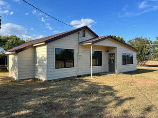 9223 Brock Rd, Ardmore, OK 73401