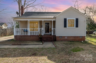201 Wiley Ave, York, SC 29745