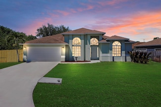 565 SW Halkell Ave, Port Saint Lucie, FL 34953