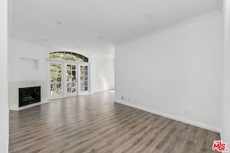 9800 Vidor Dr Unit 303, Los Angeles, CA 90035