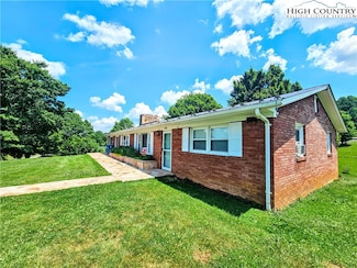 309 Gentry St, Jefferson, NC 28640