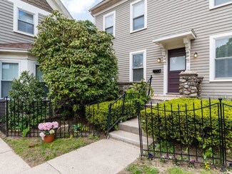 32 Main St Unit 4, Foxboro, MA 02035