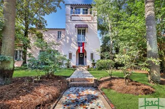 739 E 45th St, Savannah, GA 31405