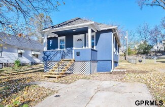 6542 Pinkney St, Omaha, NE 68104
