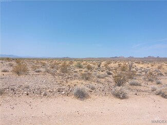 16011 S Lynn Ave, Yucca, AZ 86438