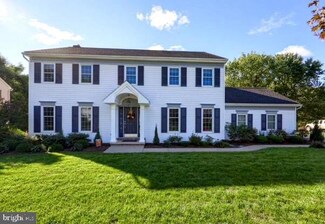 2658 Valley View Dr, Lancaster, PA 17601