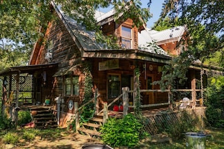 2359 E Gooseneck Rd, Sparta, TN 38583