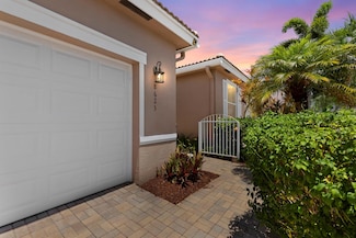 8623 Mangrove Cay, West Palm Beach, FL 33411