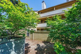 2522 S 317th St Unit 305, Federal Way, WA 98003
