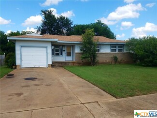 406 Lincoln St, Mc Gregor, TX 76657