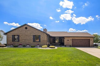10208 Golden Wheat Dr, Granger, IN 46530