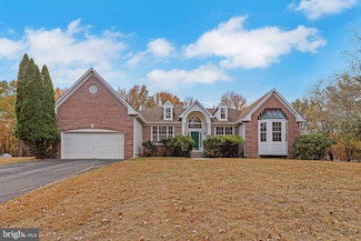 17 Cattail Dr, Mount Laurel, NJ 08054