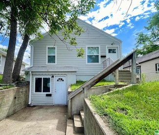 2206 S Lakeport St, Sioux City, IA 51106
