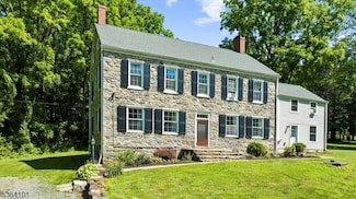 121 Creek Rd, Phillipsburg, NJ 08865