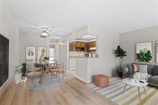 92 Spring Lake Dr Unit 204, Vero Beach, FL 32962