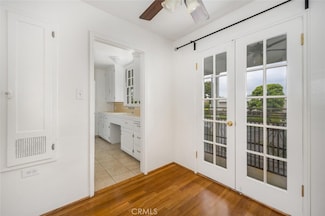 836 E Carson St, Long Beach, CA 90807