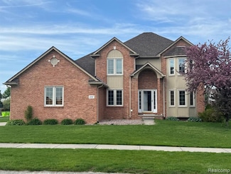 20347 Balmoral Dr, Macomb, MI 48044