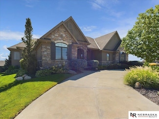 1403 N 195th St, Elkhorn, NE 68022