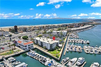 2872 Coast Cir Unit 205, Huntington Beach, CA 92649