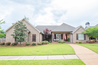 103 Pinehurst Rd, Starkville, MS 39759
