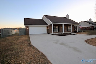 754 Elkwood Section Rd, Hazel Green, AL 35750