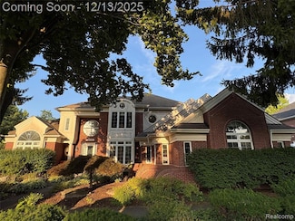 3835 Ranya Dr, Commerce Township, MI 48382