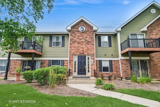 1336 Mcdowell Rd Unit 201, Naperville, IL 60563