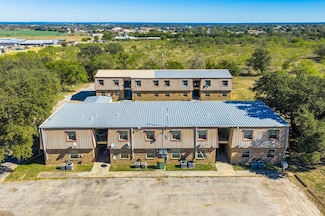 1316 N Mary St, Comanche, TX 76442